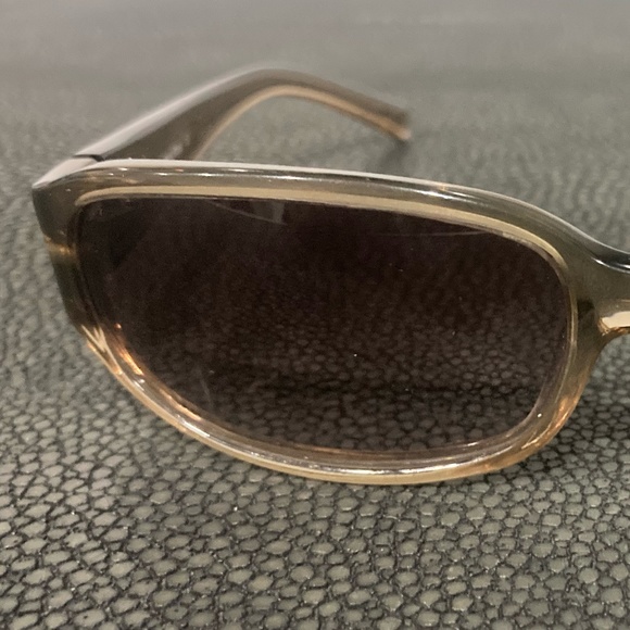 MIU MIU 1980s-1990s VINTAGE SUNGLASSES - Picture 5 of 7